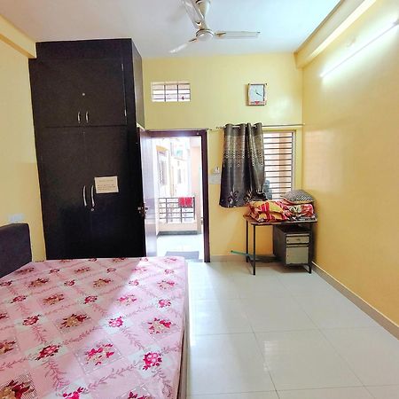 Anand Yatri Grah - Home Stay, اوجاين المظهر الخارجي الصورة