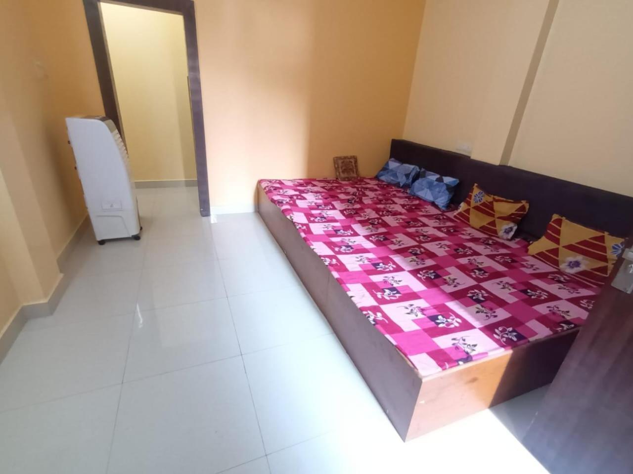 Anand Yatri Grah - Home Stay, اوجاين المظهر الخارجي الصورة